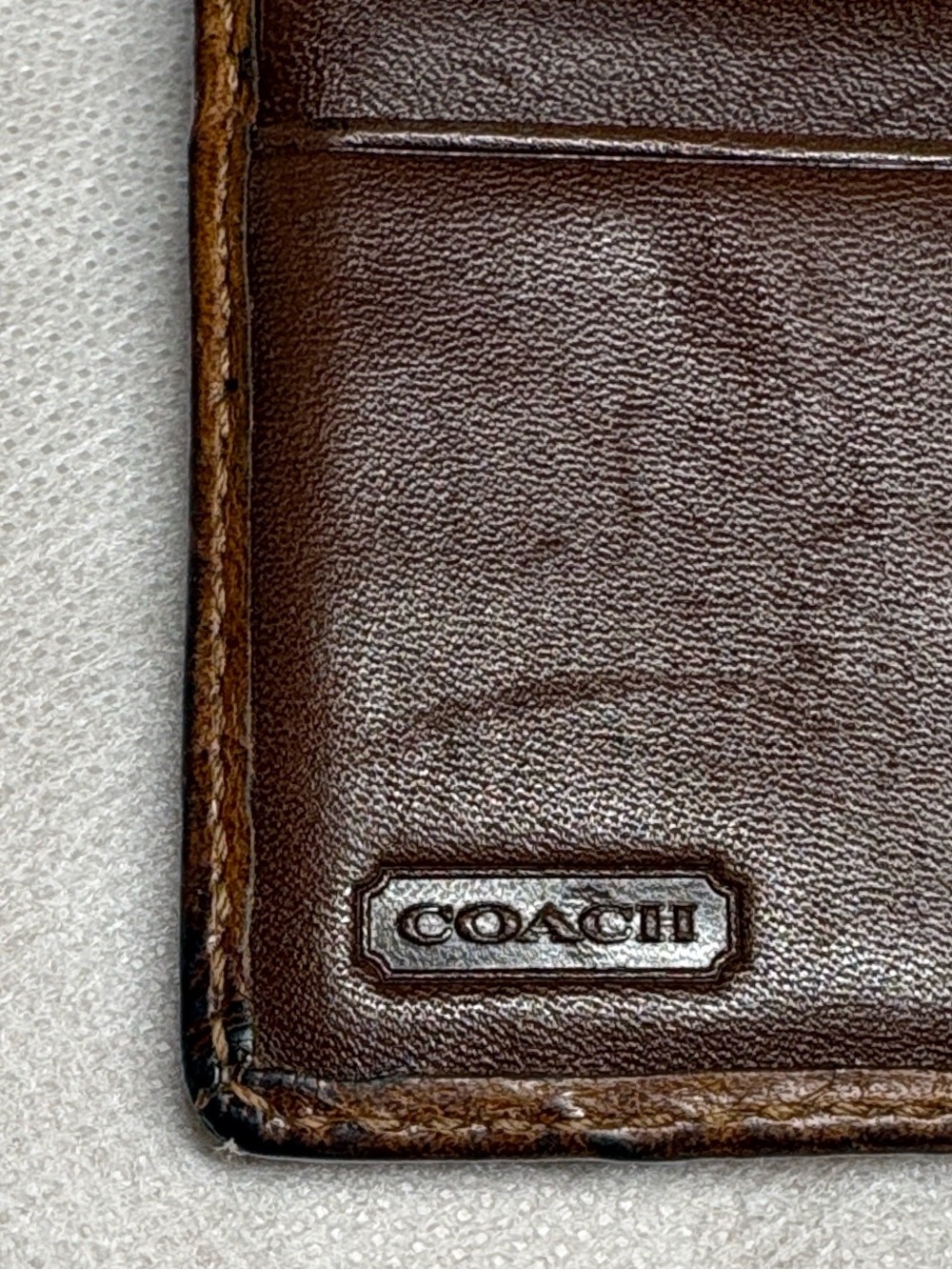 Coach Hamptons Soho Buckle Brown Leather Bifold Compact Wallet - Picture 10 of 12